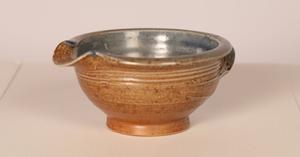 Small salt glazed Studio bowl by Toff Milway (Conderton Pottery) UK