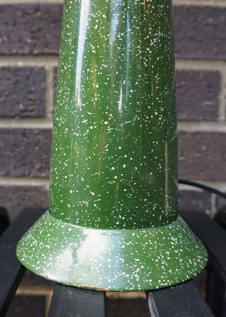 Large Green Memphis Group style table lamp (1980s)